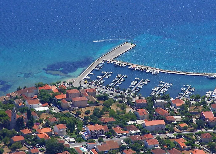 1 Bedroom With Balcony *