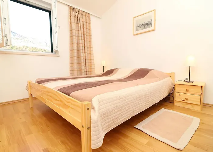 1 Bedroom With Balcony